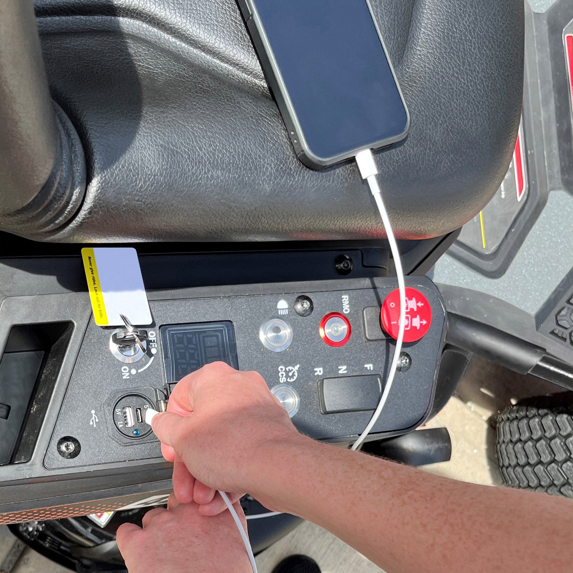 Yard Force 56V LFP Battery Powered Riding Mower